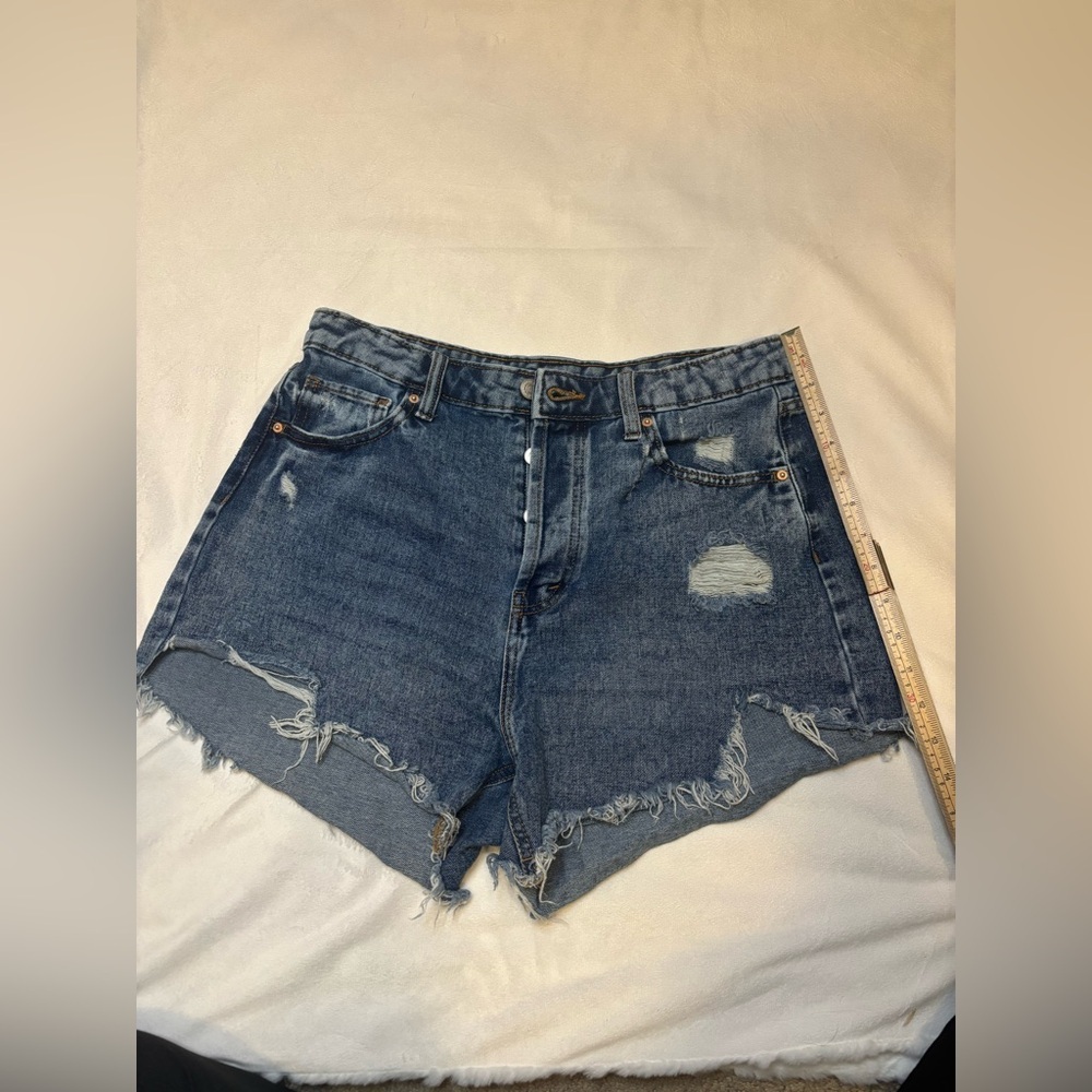 🏃🏽‍♀️"FINAL MARKDOWN"Wild Fable Blue Distressed Jean Shorts